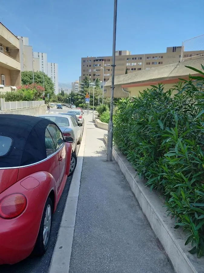 Apartments With Wifi Split - 19703 Croatia