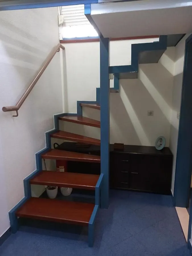 Apartments With Wifi Split - 19703 0*,